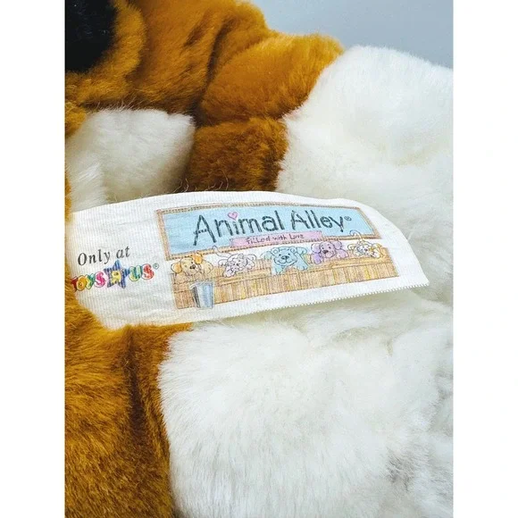 Animal Alley Basset Hound Dog Brown White Plush Stuffed Animal Toys R Us 2000 - Picture 5 of 9